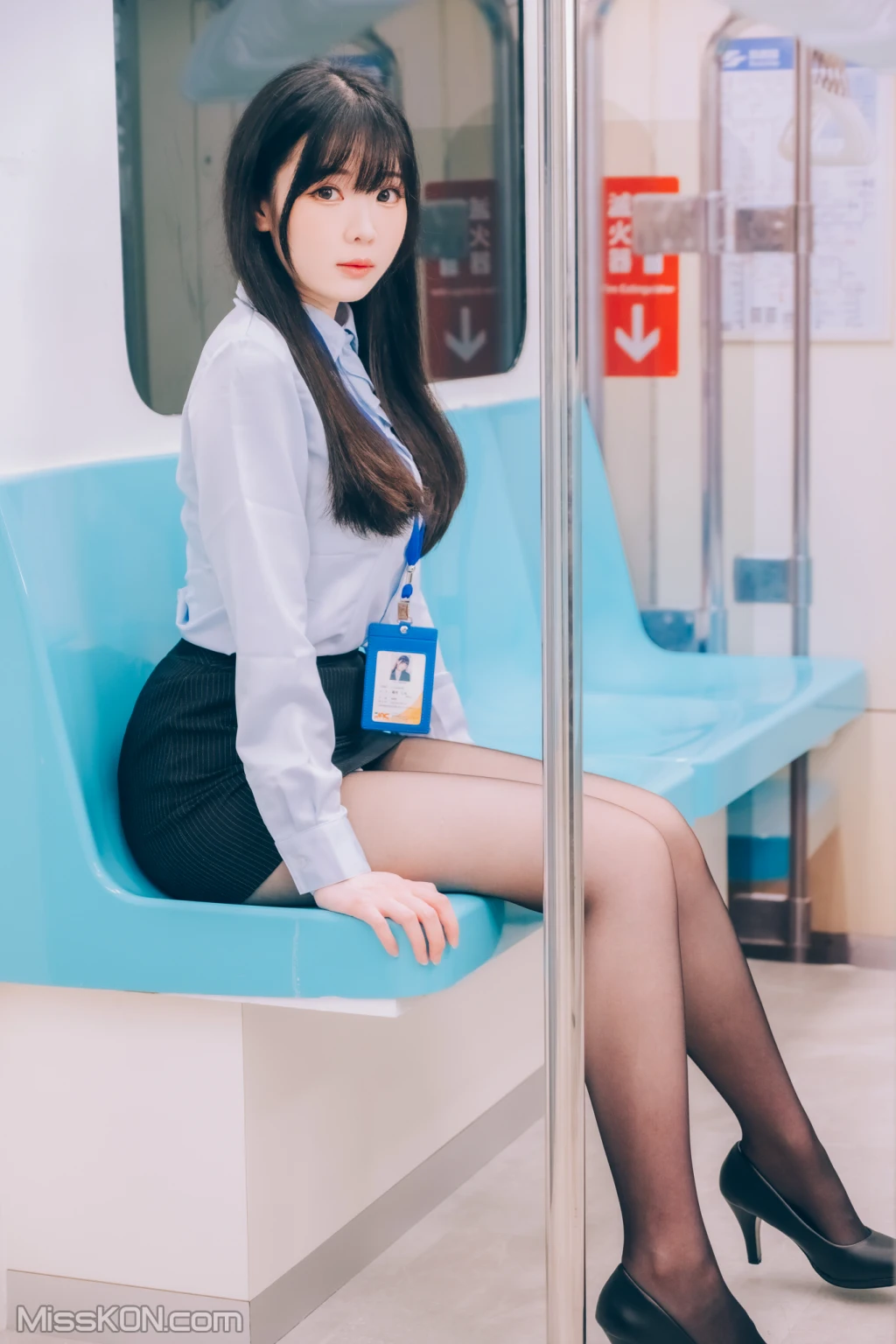 Coser霜月shimo Tokimeki Metro 100 photos