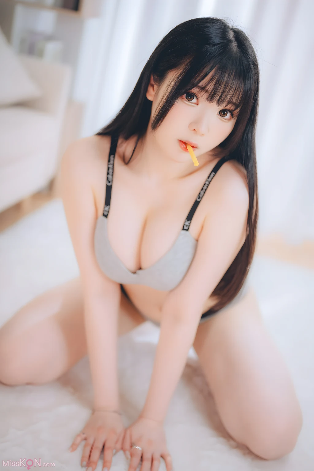 Coser霜月shimoDL版写真集週末彼女 101 photos - 21