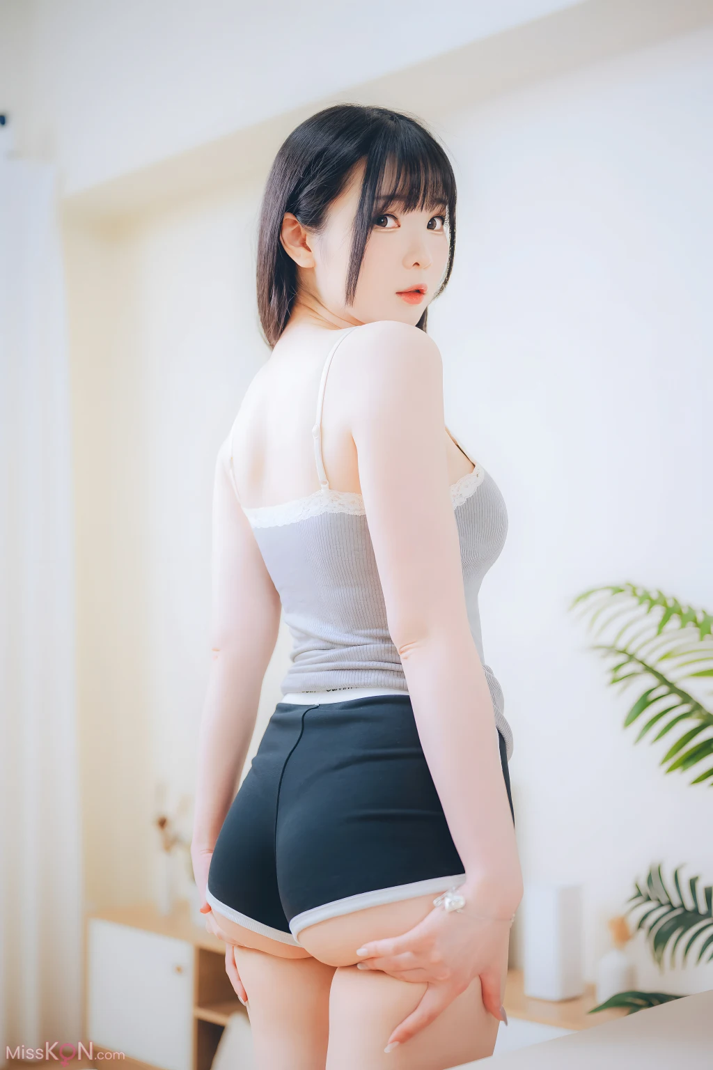 Coser霜月shimoDL版写真集週末彼女 101 photos - 82