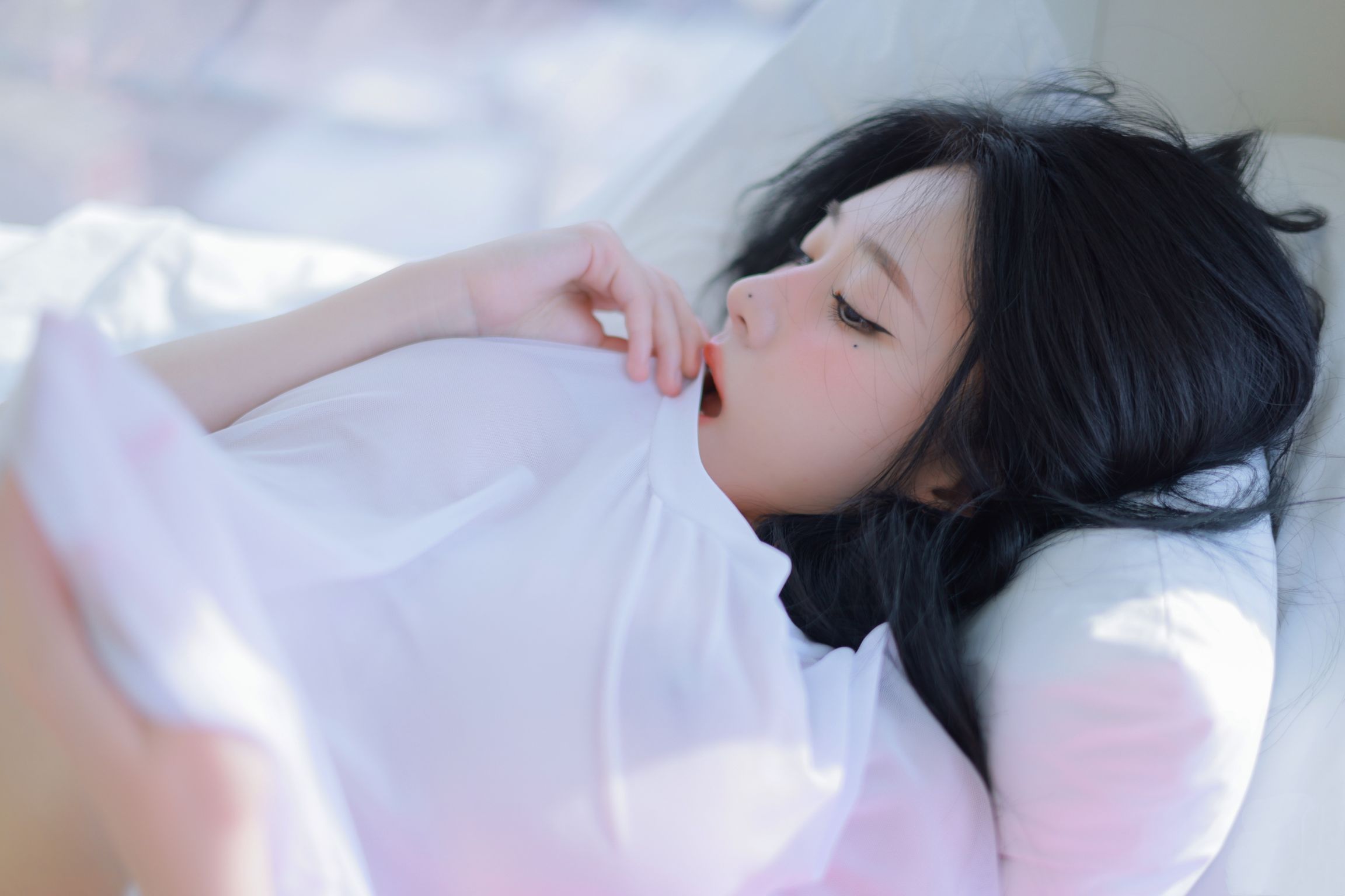 Yeon Woo   Naked 215 photos - 19
