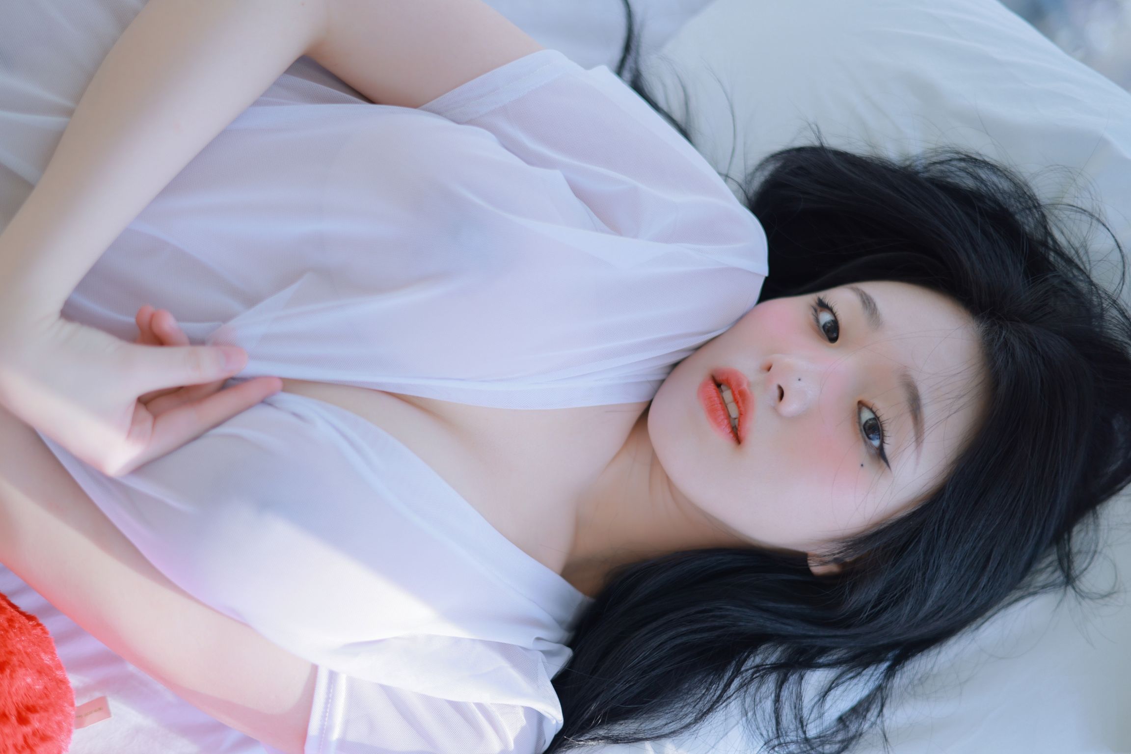 Yeon Woo   Naked 215 photos - 24
