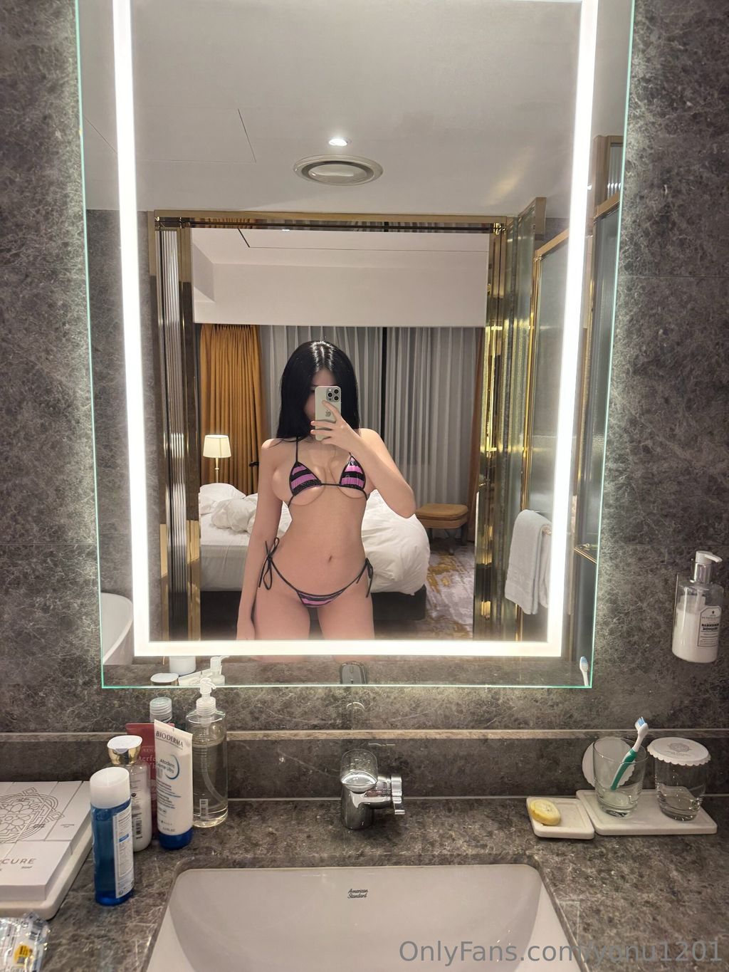 Yeon Woo  202509 OnlyFans订阅合集 49 photos  13 videos - 3