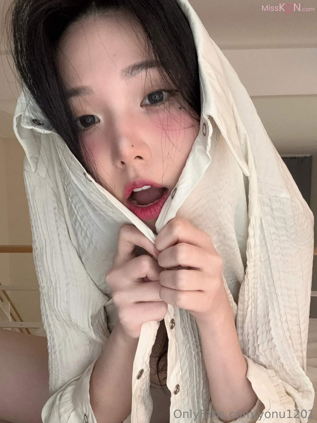 Yeon Woo  202510 OnlyFans合集 30 photos  3 videos - 14