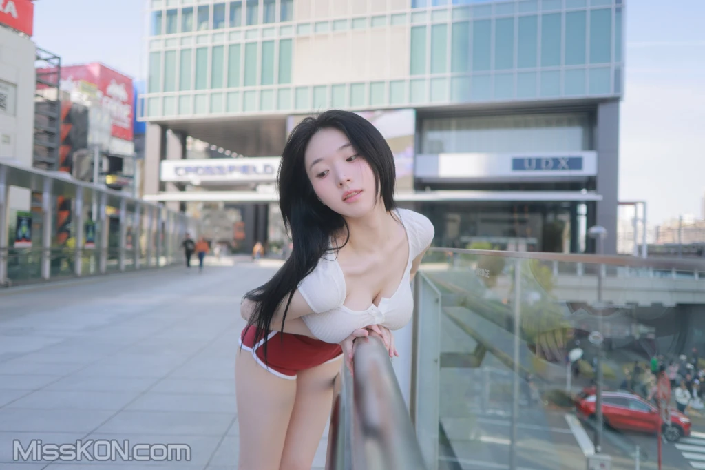Yeon Woo  In Tokyo 159 photos - 34