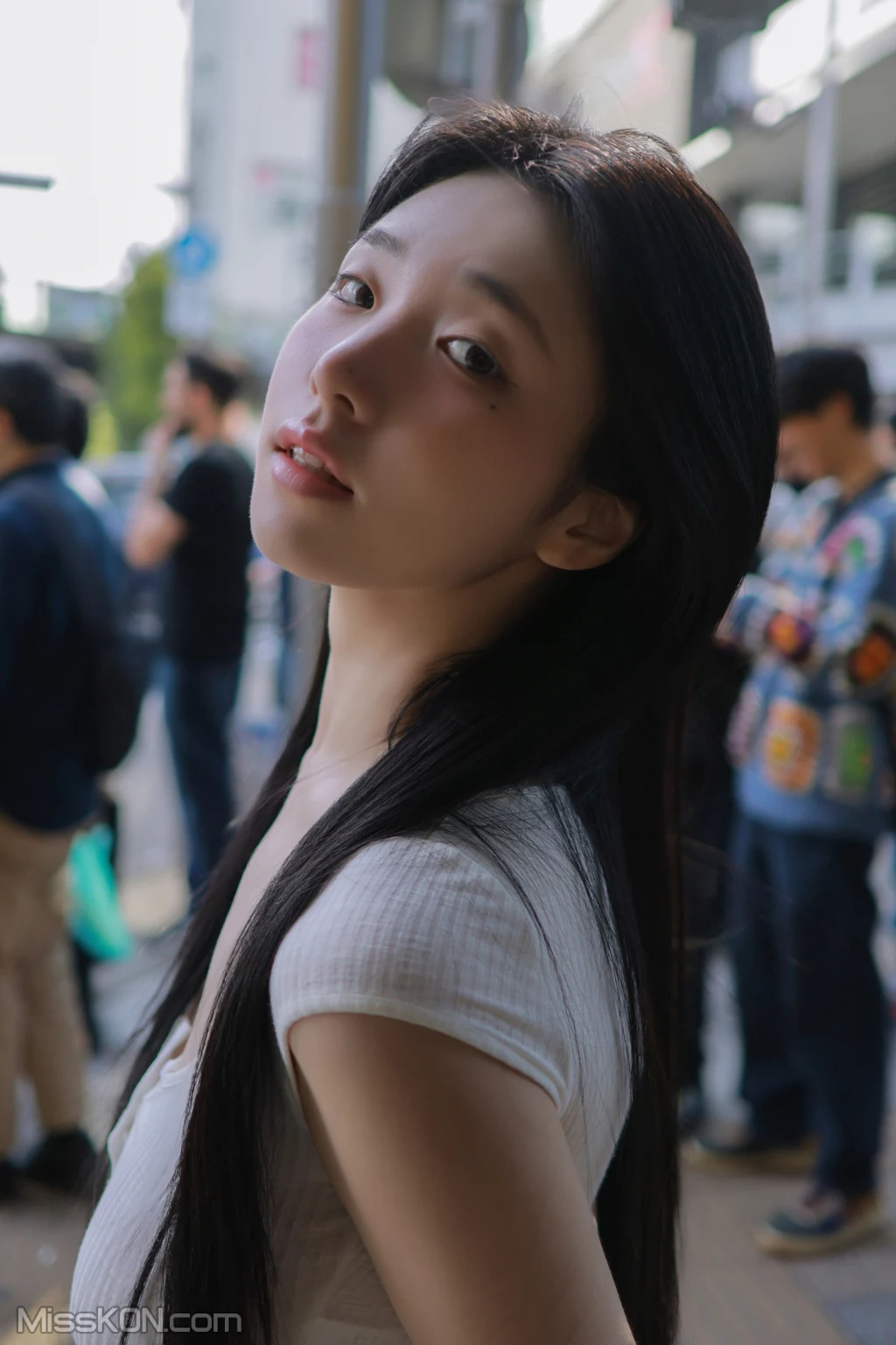 Yeon Woo  In Tokyo 159 photos - 60
