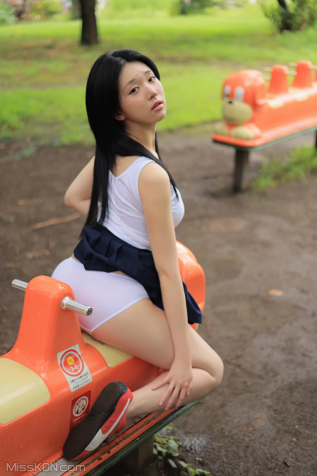 Yeon Woo  Panty-ra 175 photos - 14