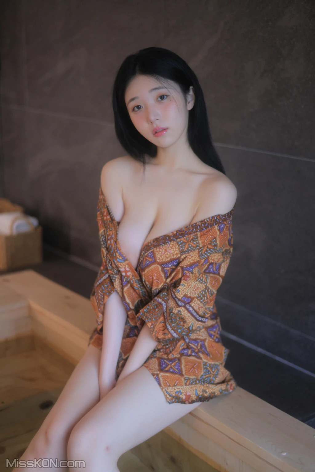 Yeon Woo  Suika 65 photos - 4