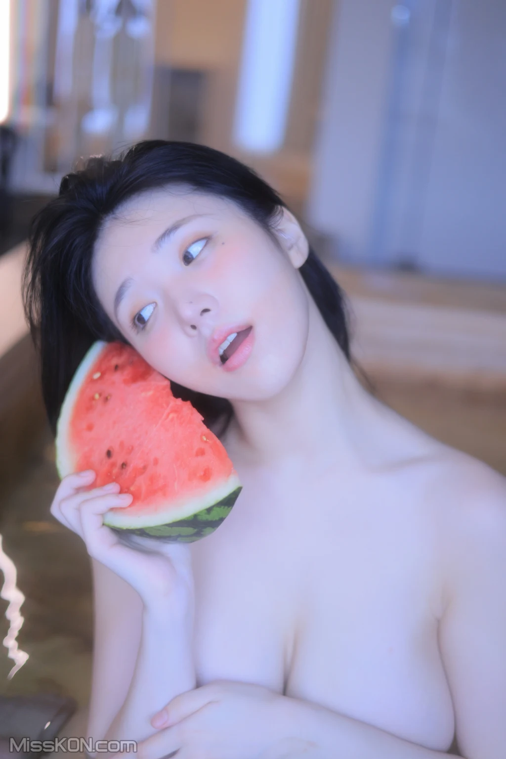 Yeon Woo  Suika 65 photos - 51