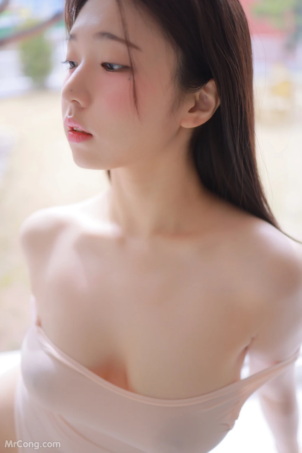 Yeon Woo  White Bodysuit 92 photos - 77