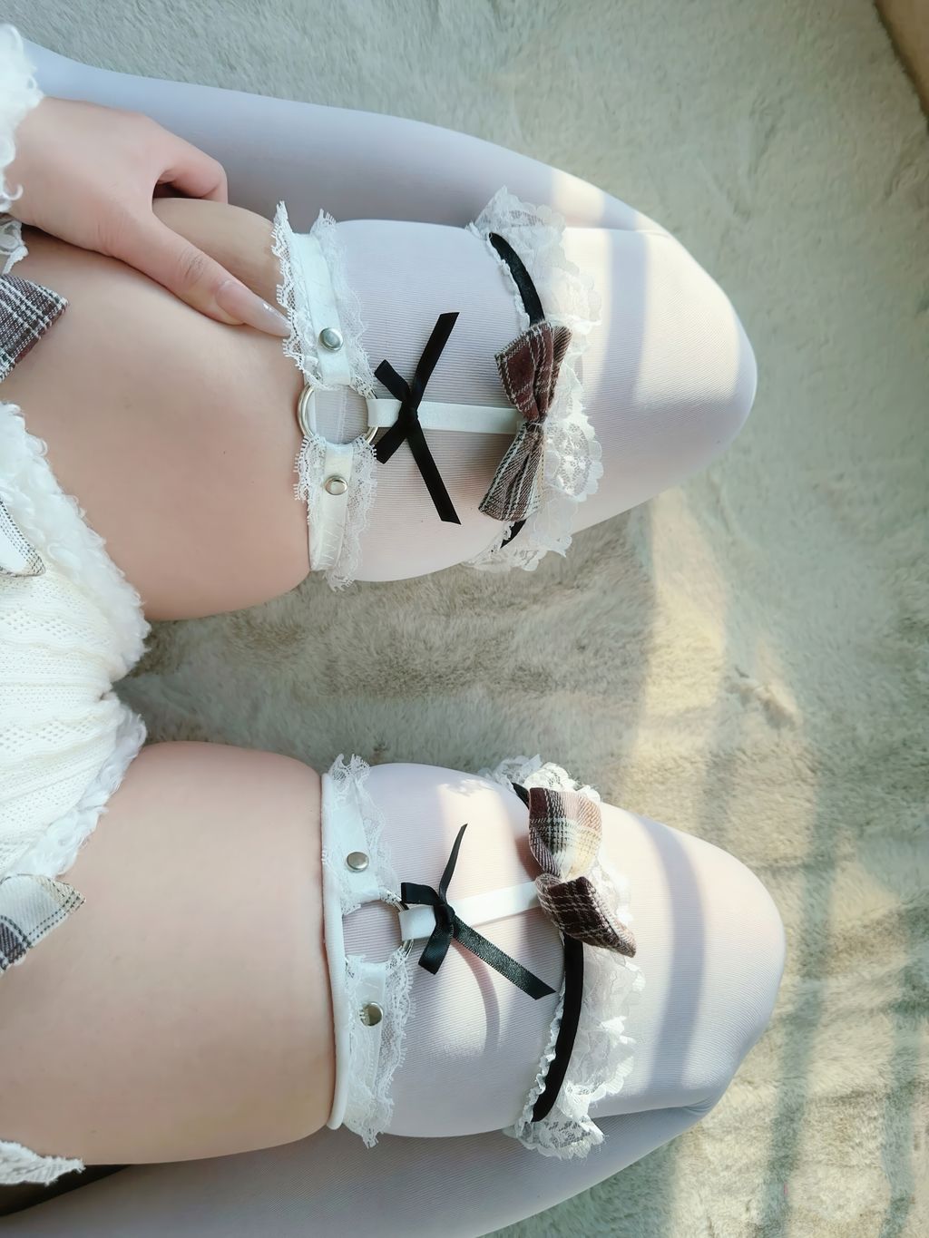 Coseryuuhui玉汇 冬日绒绒兔 51 photos  6 videos - 43