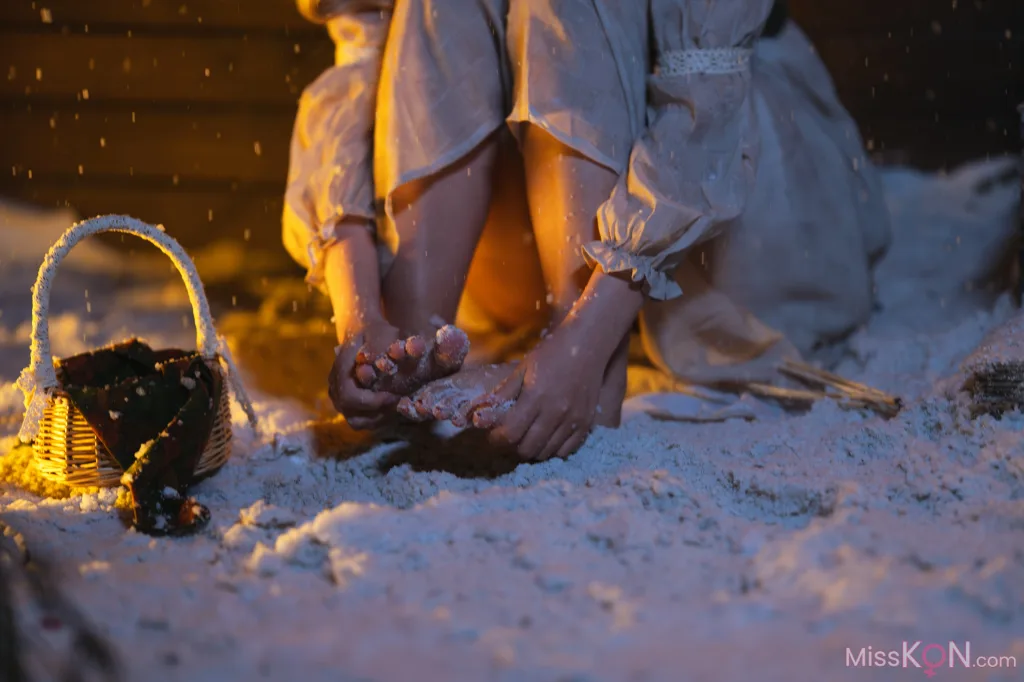 Coseryuuhui玉汇 卖火柴的小女孩 150 photos - 128