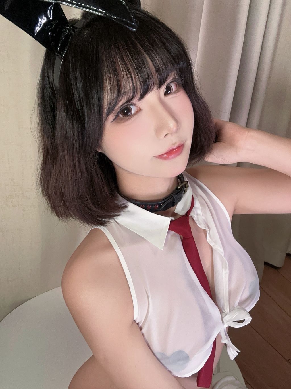 Coseryuuhui玉汇 学生兔 50 photos  2 videos - 34