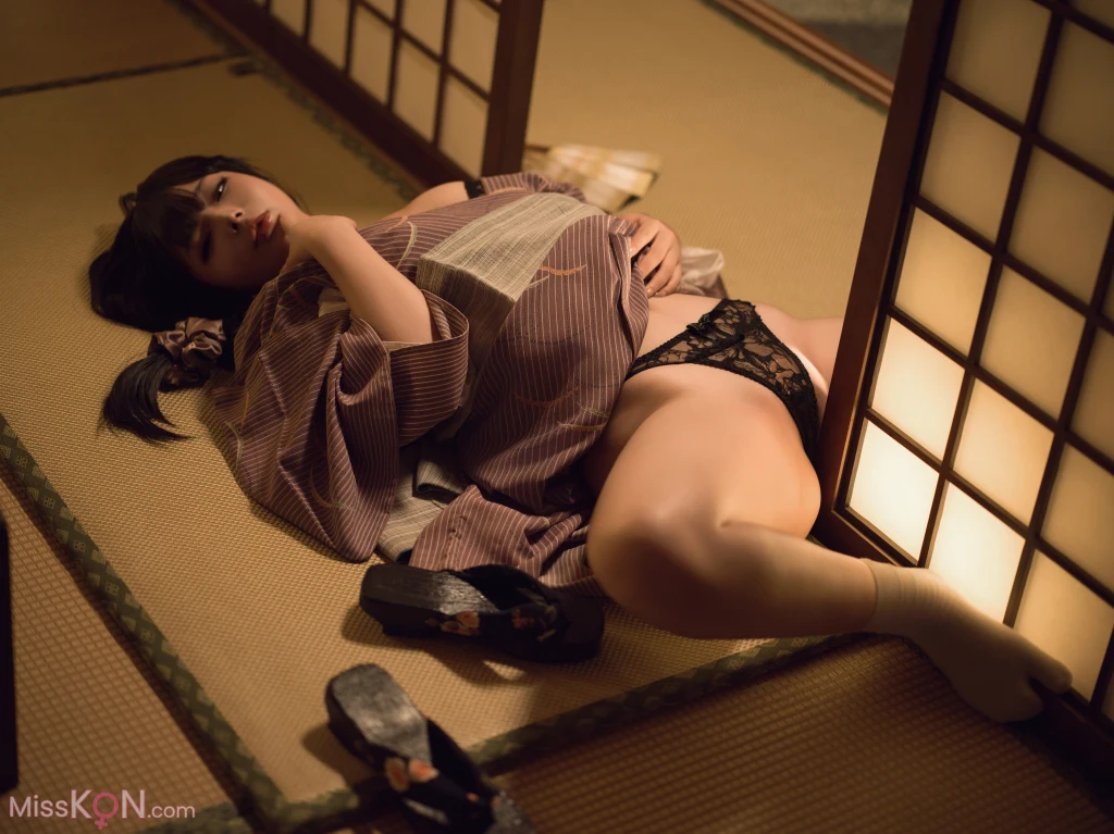 Coseryuuhui玉汇 独居的寡姐 135 photos - 118