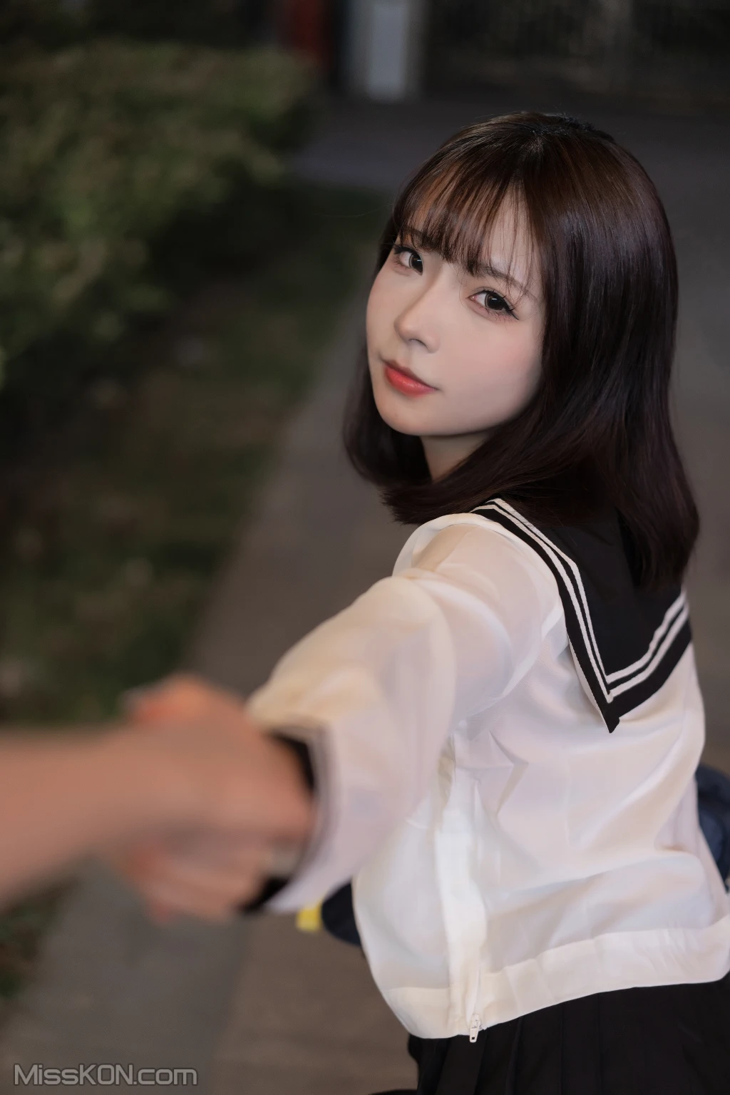 Coseryuuhui玉汇 约会我的女学生 101 photos - 6