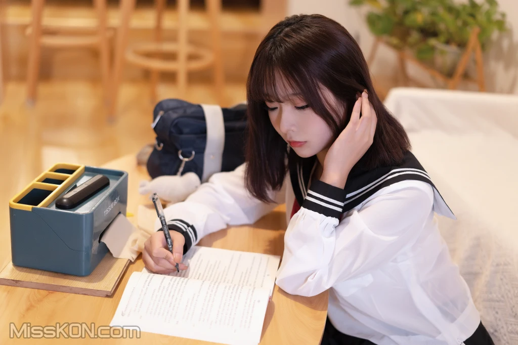 Coseryuuhui玉汇 约会我的女学生 101 photos - 14