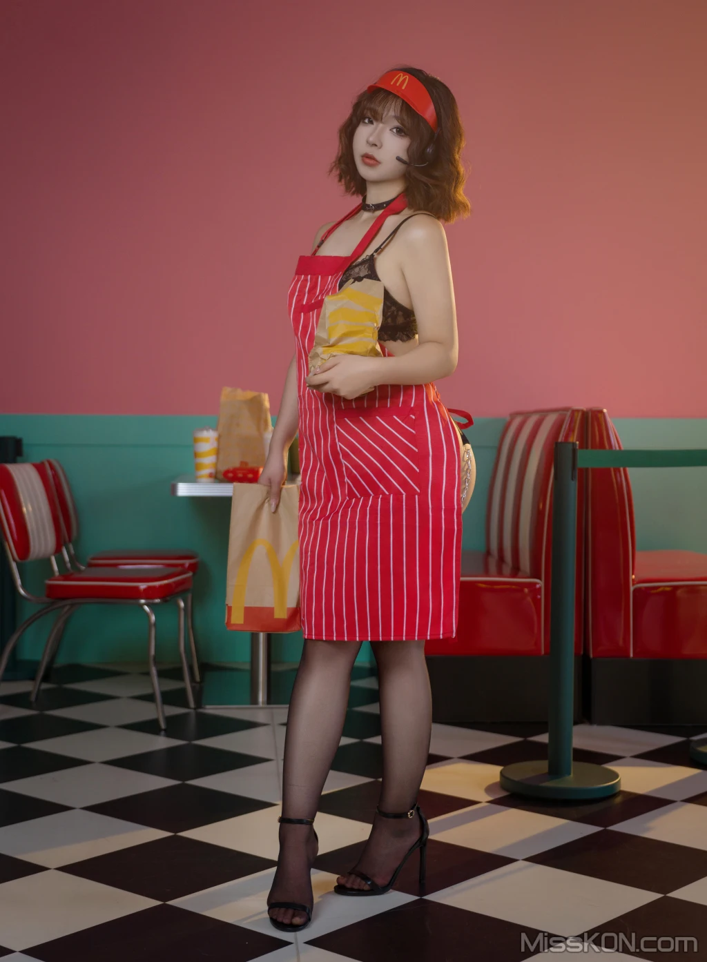 Coseryuuhui玉汇 麦当劳的女服务员 149 photos - 62