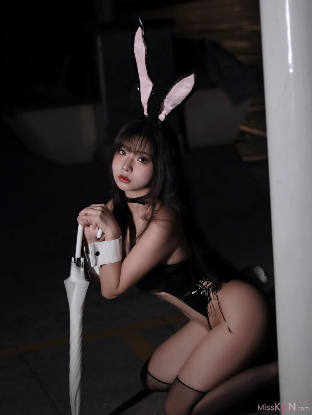 Coseryuuhui玉汇 Bunny in the Rain 雨中兔女郎 38 photos - 27