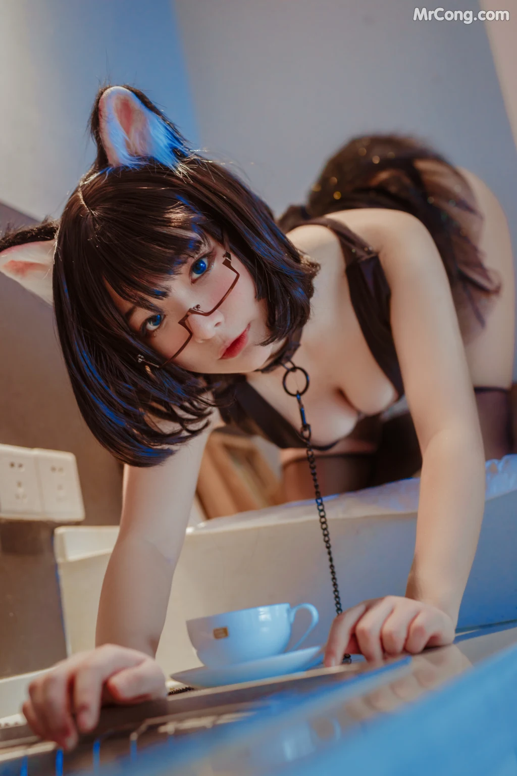 Coseryuuhui玉汇 No001 猫猫头黑裙子 10 photos - 2