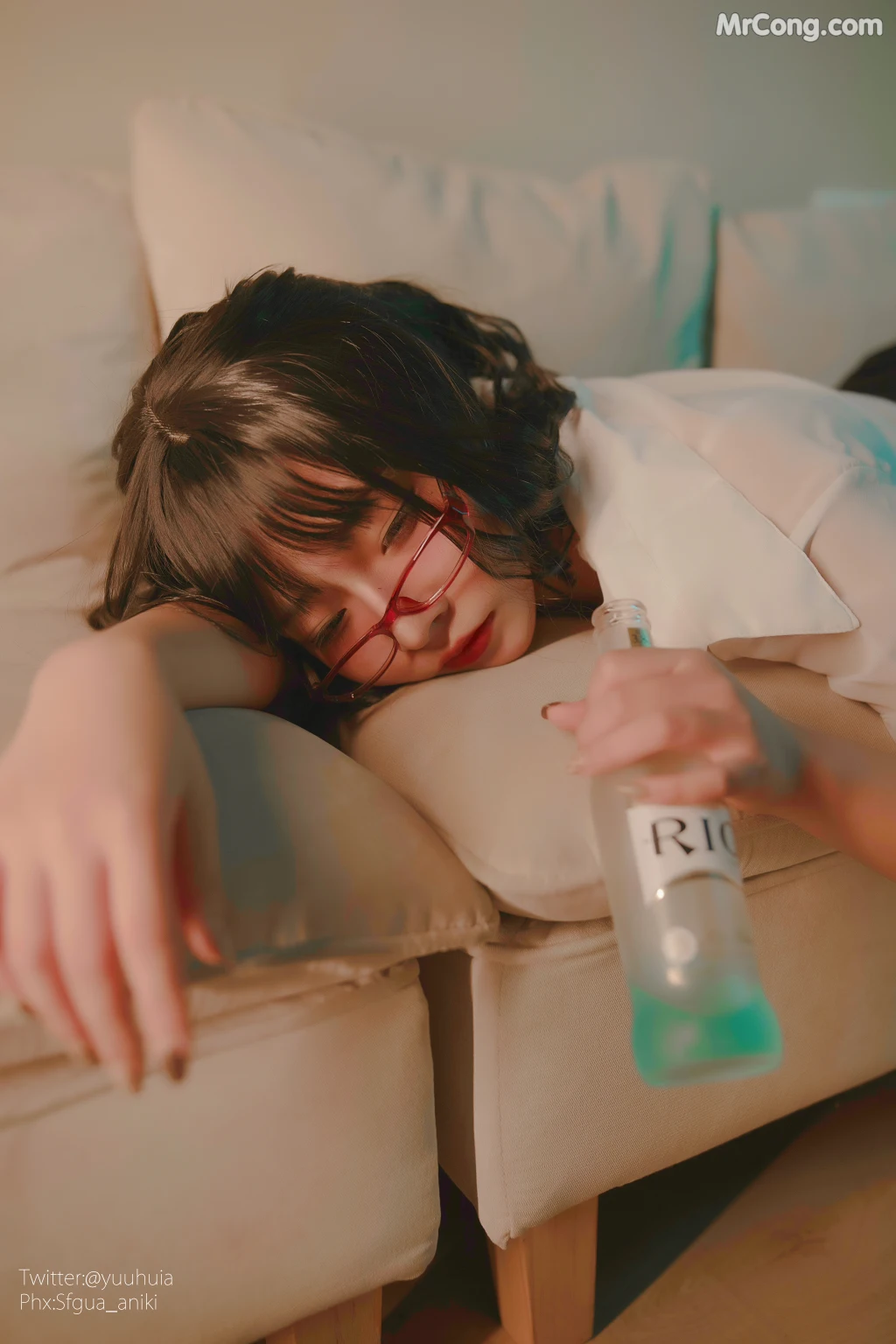 Coseryuuhui玉汇 No002 宿醉 88 photos - 47