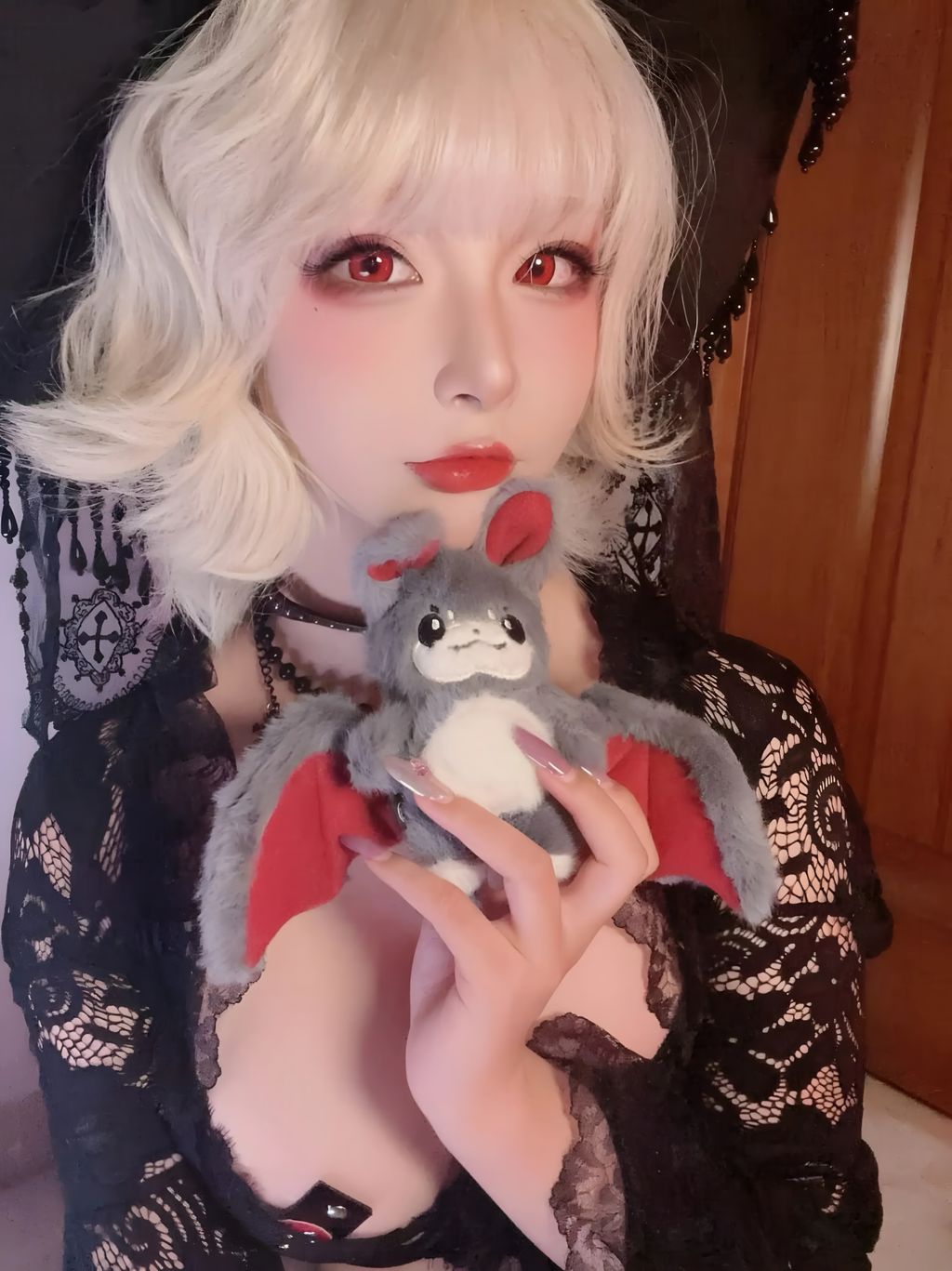 Coseryuuhui玉汇 Patreon订阅 蝙蝠女巫 50 photos  2 videos - 6