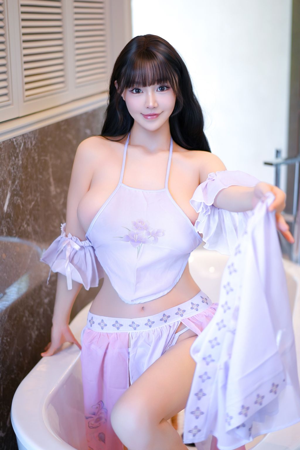 内购无水印 Zhu Ke Er 朱可儿 秀人网模特 三亚紫色肚兜 121 photos  1 video - 117