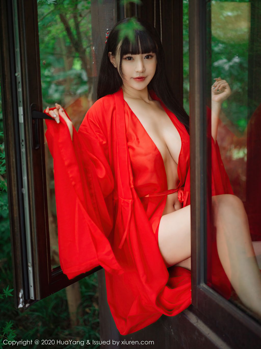 HuaYang Vol 310 Zhu Ke Er 朱 可 儿 Flower 70 photos - 2