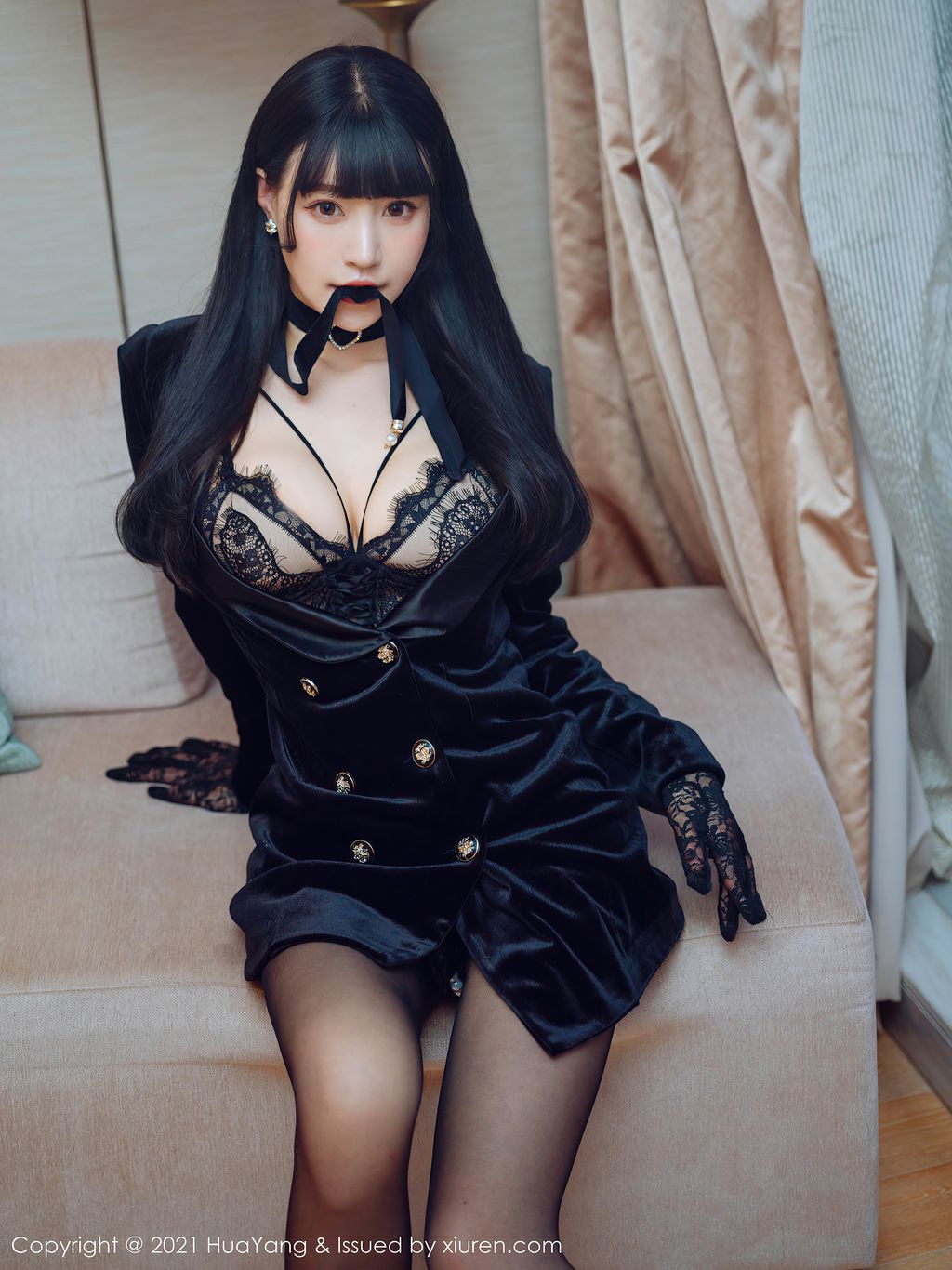 HuaYang Vol 355 Zhu Ke Er 朱 可 儿 Flower 52 photos - 4