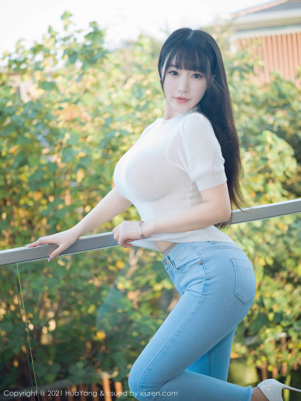 HuaYang Vol 380 Zhu Ke Er 朱 可 儿 Flower 59 photos - 4
