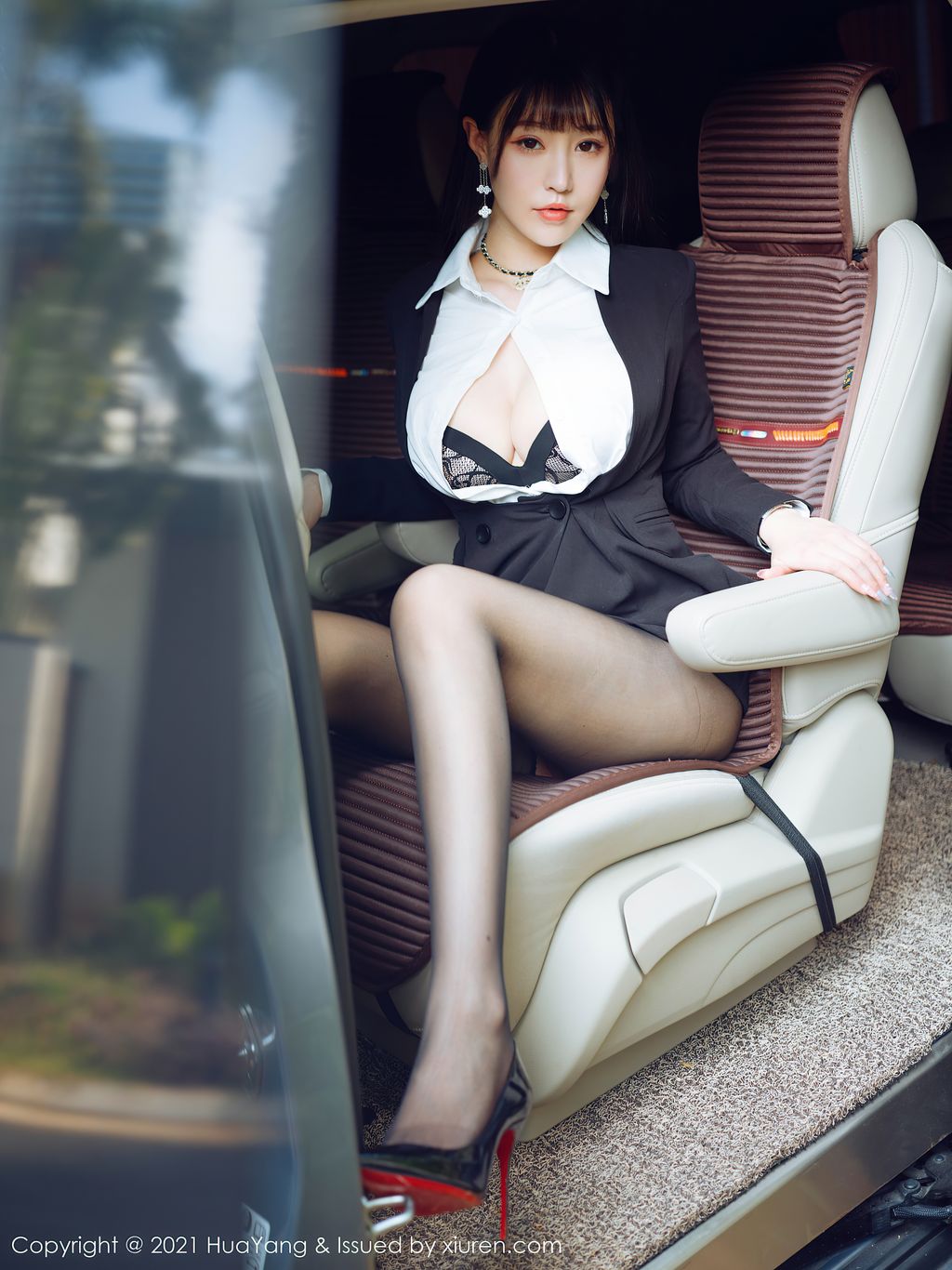 HuaYang Vol 383 Zhu Ke Er 朱 可 儿 Flower 74 photos - 22
