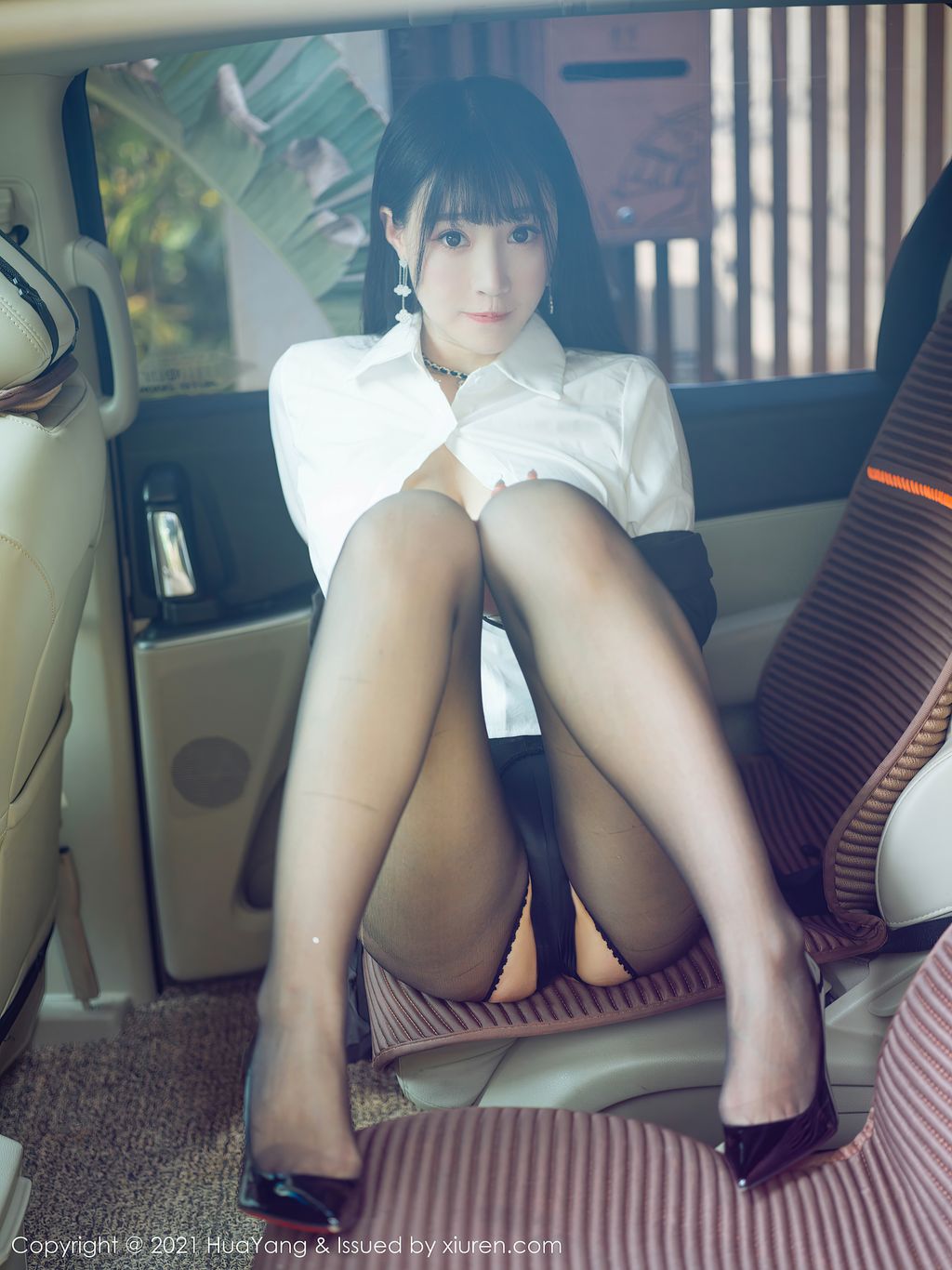 HuaYang Vol 383 Zhu Ke Er 朱 可 儿 Flower 74 photos - 35