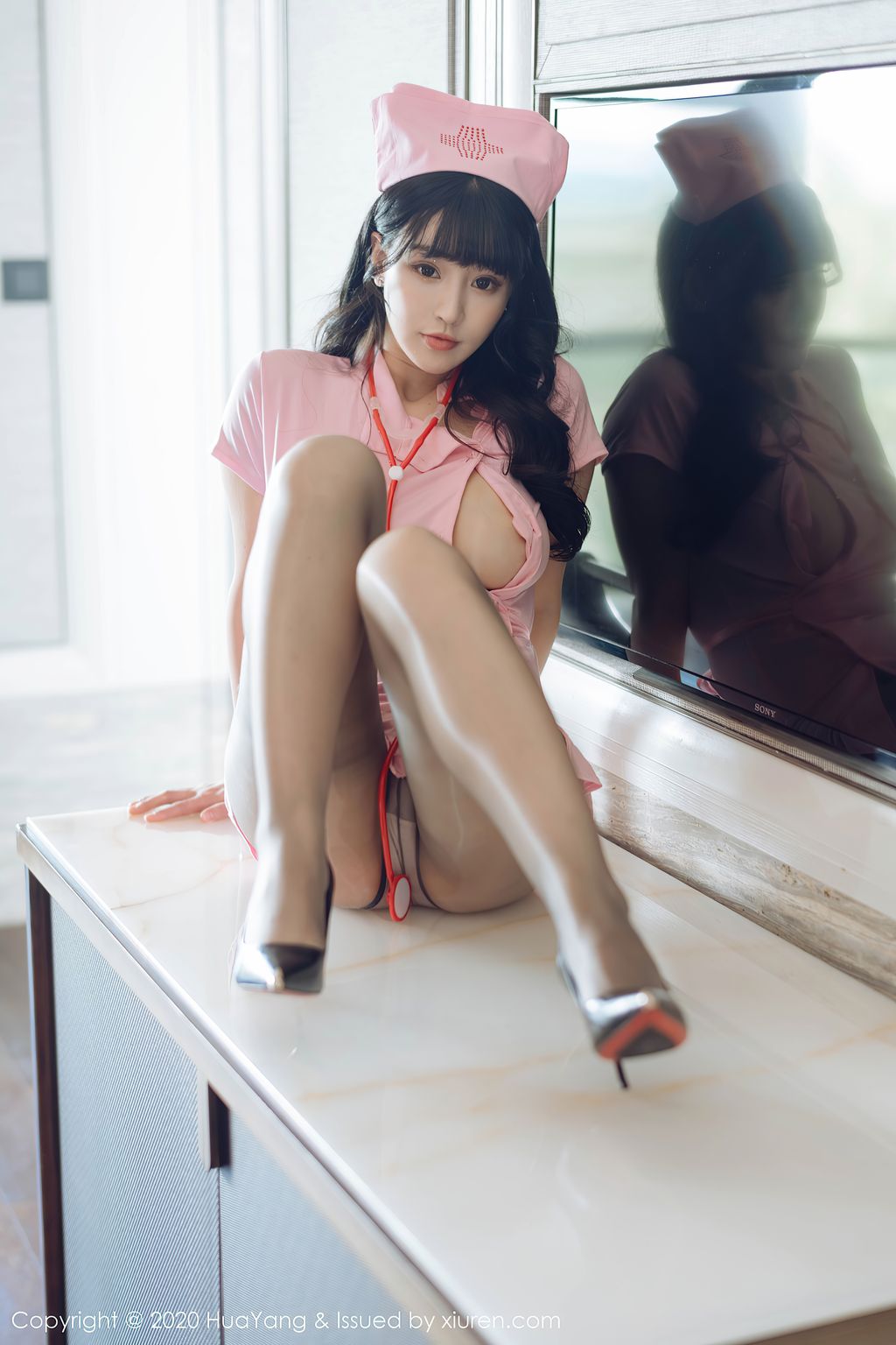 HuaYang Vol302 Zhu Ke Er 朱 可 儿 Flower 50 photos - 4