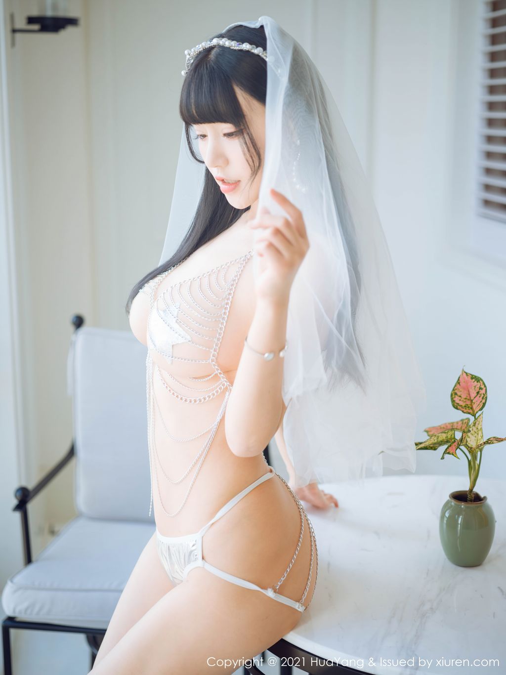 HuaYang Vol352 Zhu Ke Er 朱 可 儿 Flower 63 photos - 25