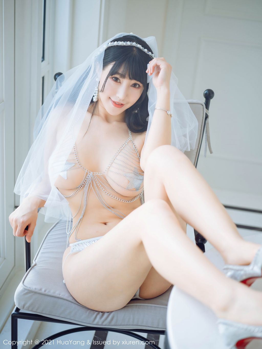 HuaYang Vol352 Zhu Ke Er 朱 可 儿 Flower 63 photos - 37