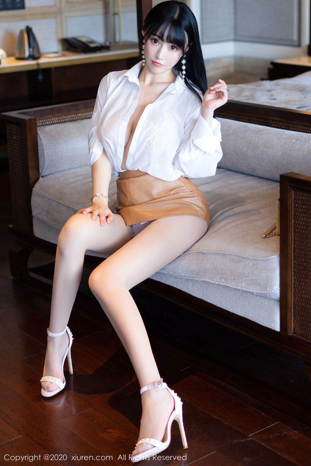 XIUREN No 2519 Zhu Ke Er 朱 可 儿 Flower 54 photos - 24